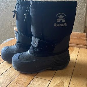 Kids Kamik snow boots